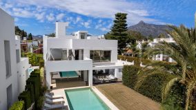 Villa de 5 dormitorios a la venta en Rio Verde Playa
