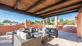 For sale 5 bedrooms duplex penthouse in Guadalmina Baja