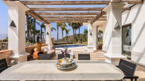 Villa en venta en Los Arqueros, Benahavis