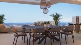 Villa for sale in La Resina Golf, Estepona Est