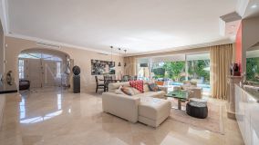 Villa for sale in Casablanca, Marbella Golden Mile