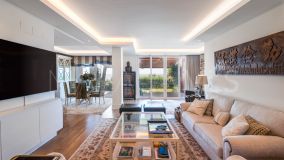 Apartment for sale in Menara Beach, Estepona East