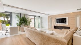 Ground Floor Duplex for sale in Gray D'Albion, Marbella - Puerto Banus