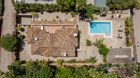 Villa for sale in Los Picos, Marbella Golden Mile