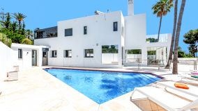 Villa for sale in La Carolina, Marbella Golden Mile