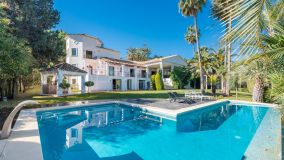 Preciosa villa de lujo reformada en estilo clásico moderno, Las Brisas, Nueva Andalucía, Marbella