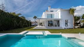 Villa zu verkaufen in Nueva Andalucia, Marbella