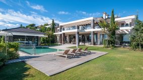 Villa for sale in La Reserva de Alcuzcuz, Benahavis