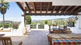 Villa en venta en Aloha, Nueva Andalucia