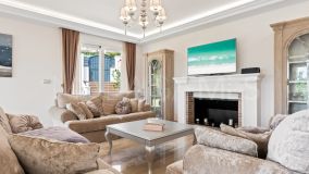 Villa zu verkaufen in Elviria, Marbella Ost
