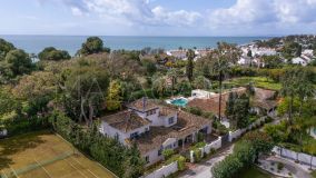 Villa en venta en Paraiso Barronal, Estepona Este