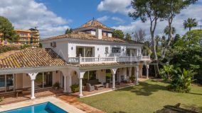 Villa for sale in Paraiso Barronal, Estepona Öst