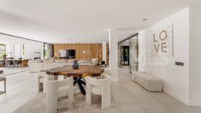 Villa zu verkaufen in Hacienda las Chapas, Marbella Ost