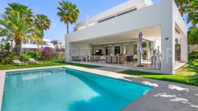 Se vende villa en La Finca de Marbella con 3 dormitorios