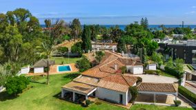 Villa for sale in Casasola, Estepona East