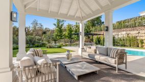 Villa en venta en Nueva Andalucia, Marbella