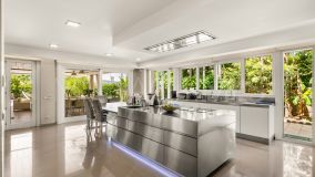 Villa for sale in Bahia de Marbella, Marbella Öst