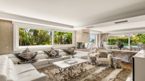 Villa for sale in Bahia de Marbella, Marbella Öst