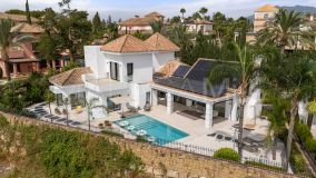 Villa en venta en Las Lomas del Marbella Club, Marbella Golden Mile