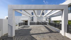Villa for sale in Rio Real, Marbella East