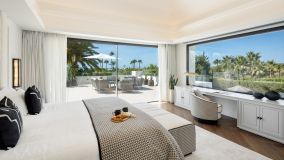 Villa for sale in Nueva Andalucia, Marbella