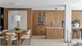 Villa for sale in Nueva Andalucia, Marbella