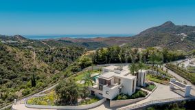 Villa for sale in La Zagaleta, Benahavis