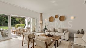 Adosado en venta en Las Brisas, Nueva Andalucia