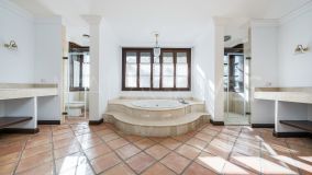 Villa for sale in Balcones de Sierra Blanca, Marbella Golden Mile