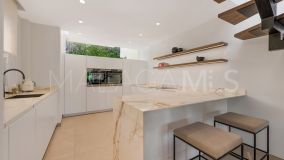 Adosado en venta en La Quinta Hills, Benahavis