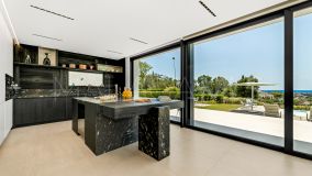 Villa for sale in La Quinta, Benahavis