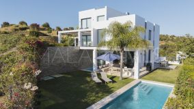 Villa for sale in Cabopino, Marbella Öst