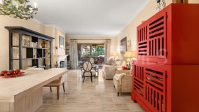 Appartement for sale in Alhambra del Golf, Estepona Est