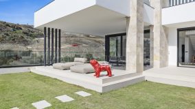 Villa for sale in Benahavis