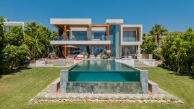 Villa for sale in Los Flamingos, Benahavis