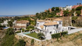 Villa en venta en Monte Halcones, Benahavis