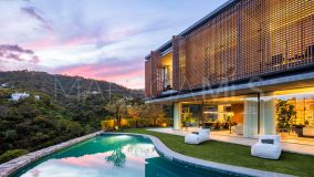 Villa for sale in El Madroñal, Benahavis