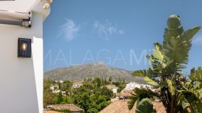 Villa for sale in Fuente del Espanto, Benahavis