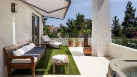 Villa for sale in Fuente del Espanto, Benahavis