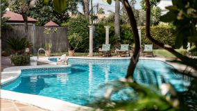 Villa for sale in Cortijo Blanco, San Pedro de Alcantara