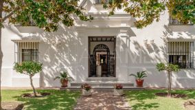 Villa for sale in Cortijo Blanco, San Pedro de Alcantara