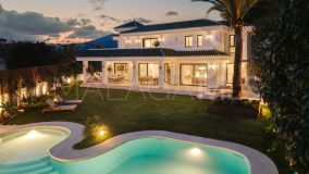 Villa for sale in Atalaya de Rio Verde, Nueva Andalucia