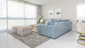 Town House for sale in Los Naranjos, Nueva Andalucia
