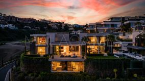 Villa for sale in The Hills, Benahavis