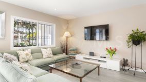 Villa for sale in San Pedro Playa, San Pedro de Alcantara