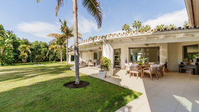 Villa zu verkaufen in La Cerquilla, Nueva Andalucia