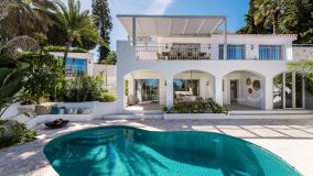 Villa for sale in Nueva Andalucia, Marbella