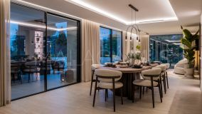 Villa en venta en El Rosario, Marbella Este