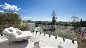 Villa for sale in La Quinta, Benahavis