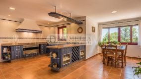 Villa zu verkaufen in Altos Reales, Marbella Goldene Meile